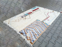 Nosra - 5.2 x 7.8 ft